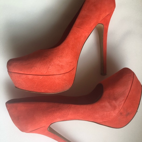 Orange suede shoes - Picture 4 of 5